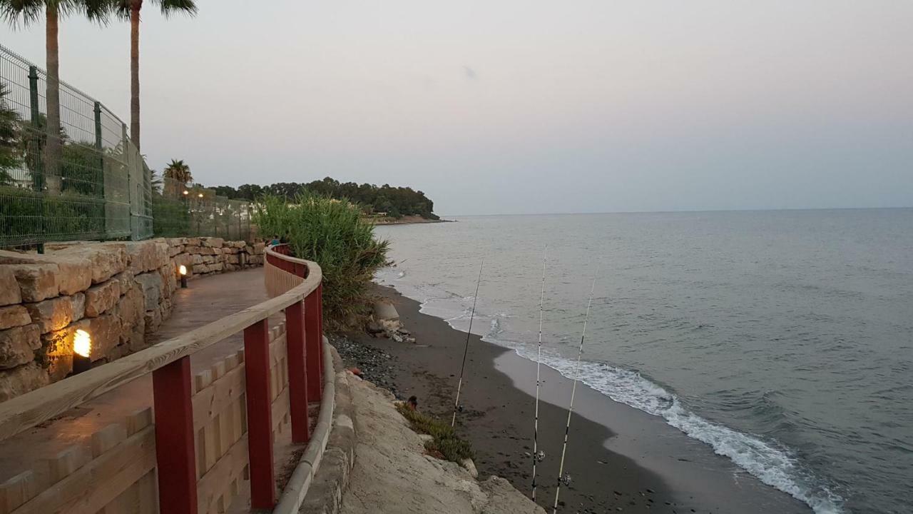 Adosado Junto Al Mar Villa Estepona Exterior photo